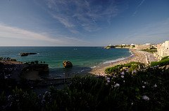 Biarritz’ cove is perfect for water sports