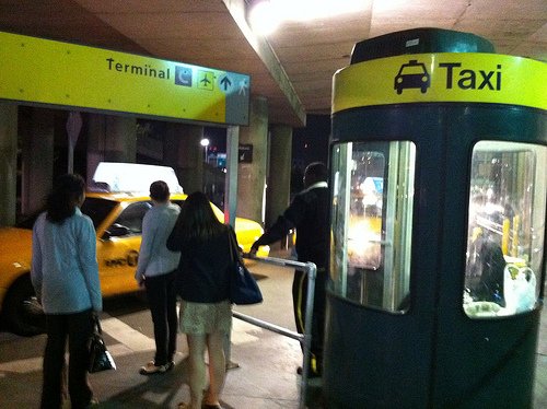Booking your taxi online can save you a lot of hassle quickly before a holiday.